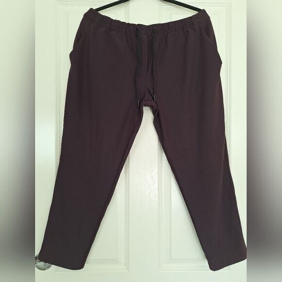 Lululemon ankle crop capris  pant size 8 - Picture 1 of 8